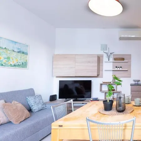 I-host Flat - Adamello 8 شقة ميلان
