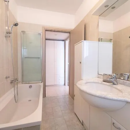 I-host Flat - Adamello 8