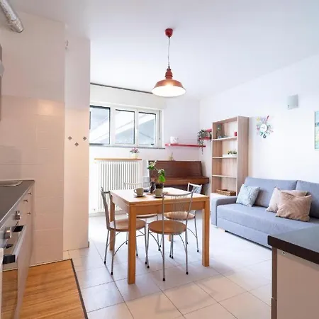 I-host Flat - Adamello 8 * מילאנו